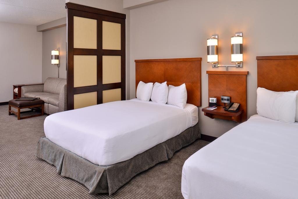 Hyatt Place Garden City Exterior foto